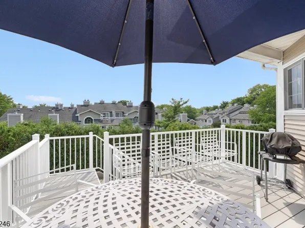 8 Bentley Court, Bedminster Twp., NJ 07921