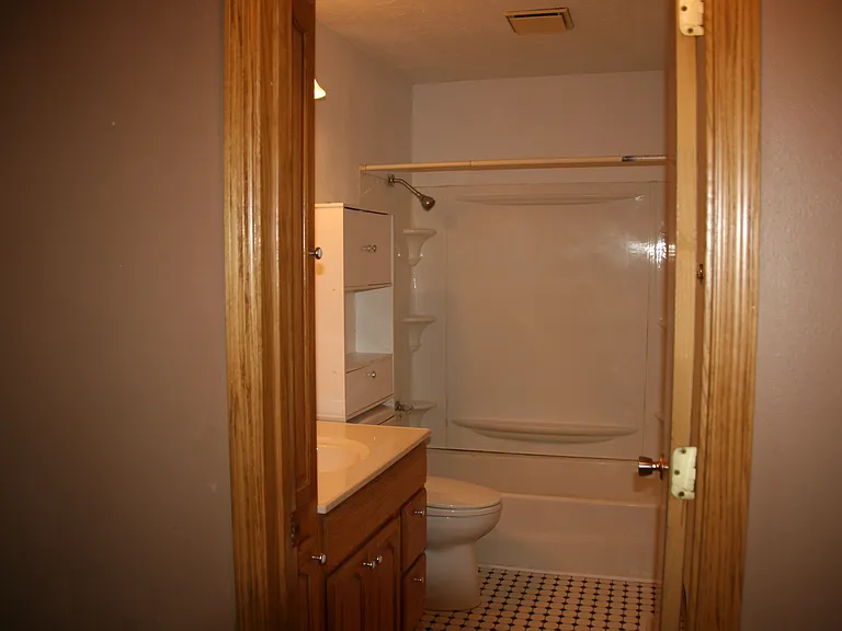 361 Sunset Dr — Photo 16