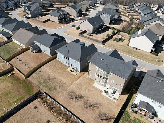 5th image of 203 Lindstrom Ct