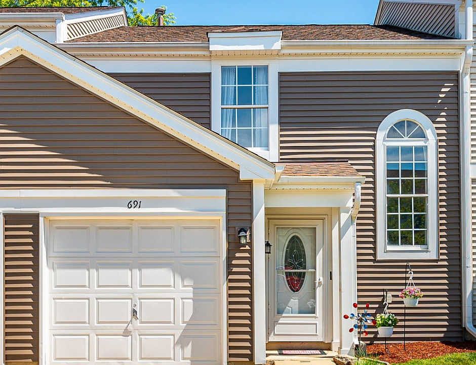 1st image of 691 Canterbury Dr