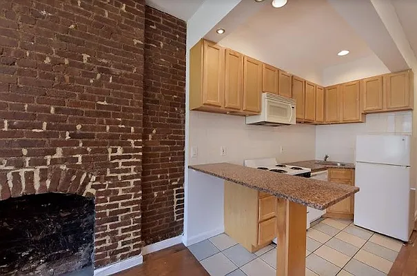 Rented by BSRG Realty | media 12