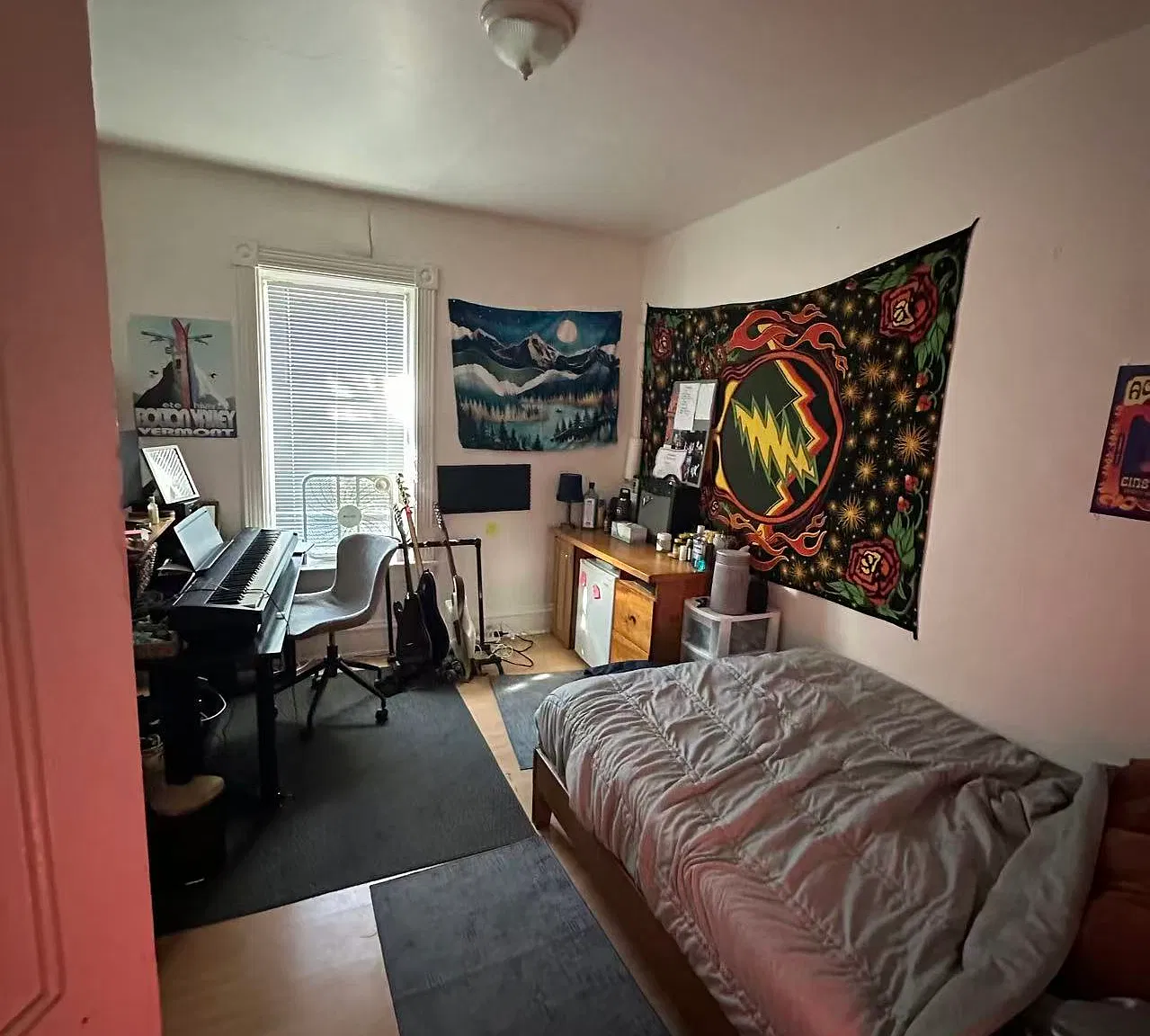 4 bed, 1576 sqft, $3,600 — Photo 4