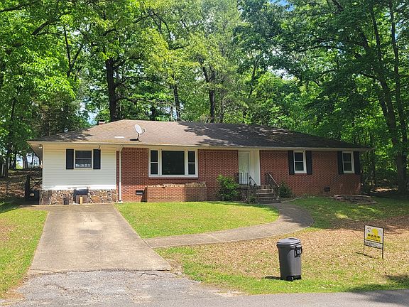 2nd image of 38 Hillcrest Dr