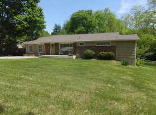 1330 SW Gatewood Ln, Knoxville, TN 37919