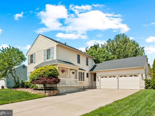 58 Tenby Ln, Marlton, NJ 08053