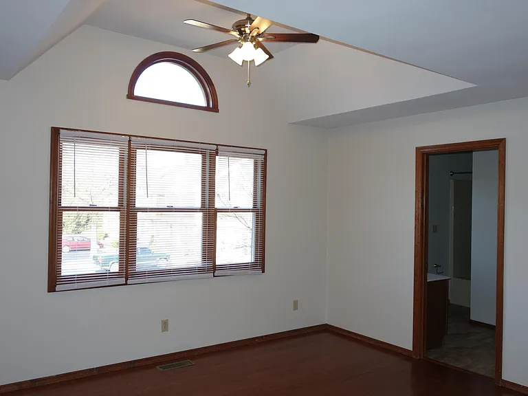 2909 S Sare Rd #14 — Photo 9