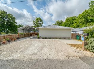 805 Hawthorne St, Bastrop, TX 78602