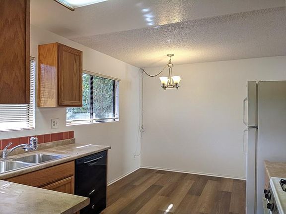 2nd image of 2509 Orella St Unit B
