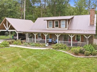 938 Waters St W, Clarkesville, GA 30523