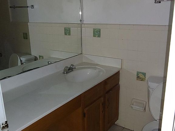 4th image of 3503 Hancock Ave APT 9