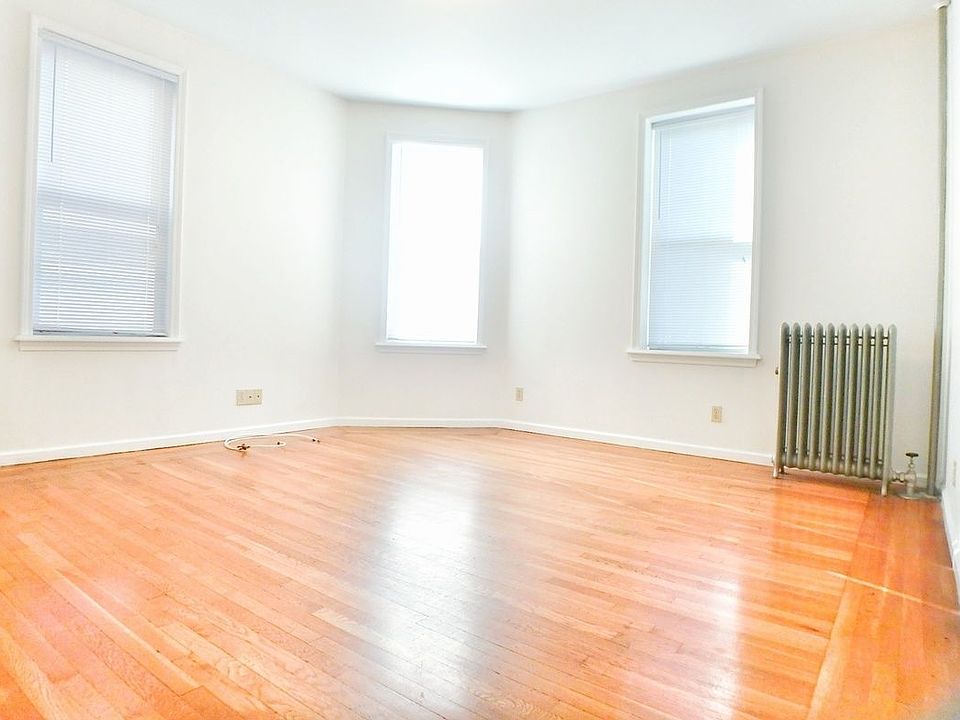 1st image of 30-49 33rd St #3