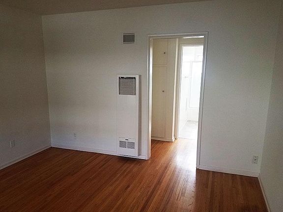2nd image of 4321 Ventura Canyon Ave #2