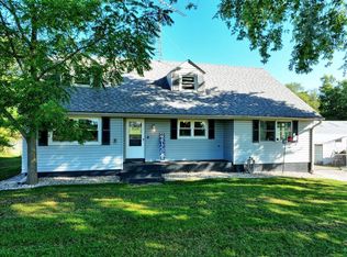 18114 52nd Rd, Union Grove, WI 53182