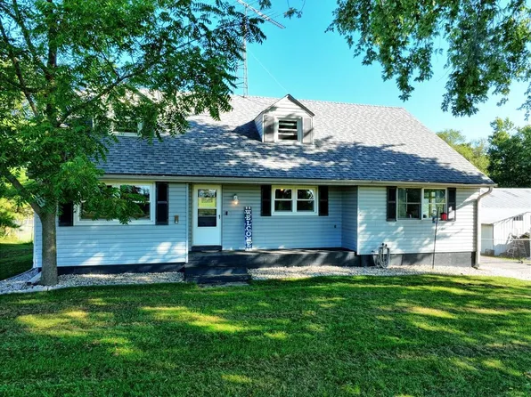 18114 52nd ROAD, Union Grove, WI 53182