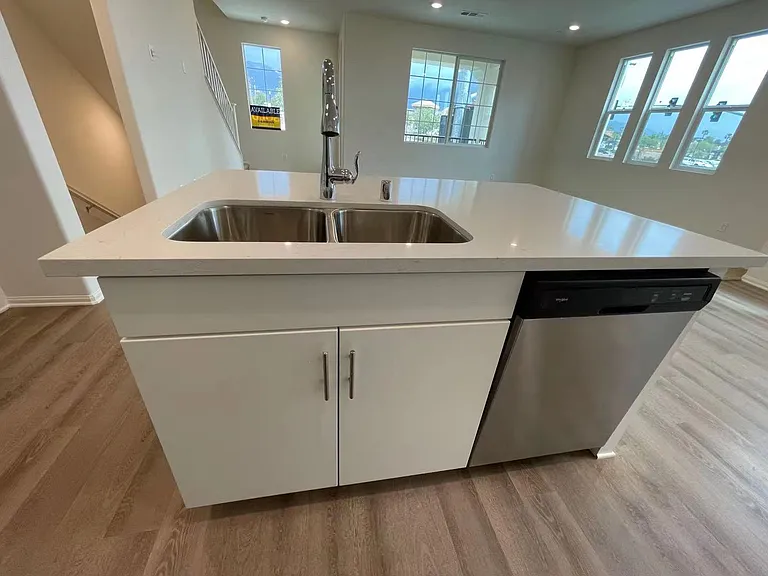 12170 Meridian Dr — Photo 10