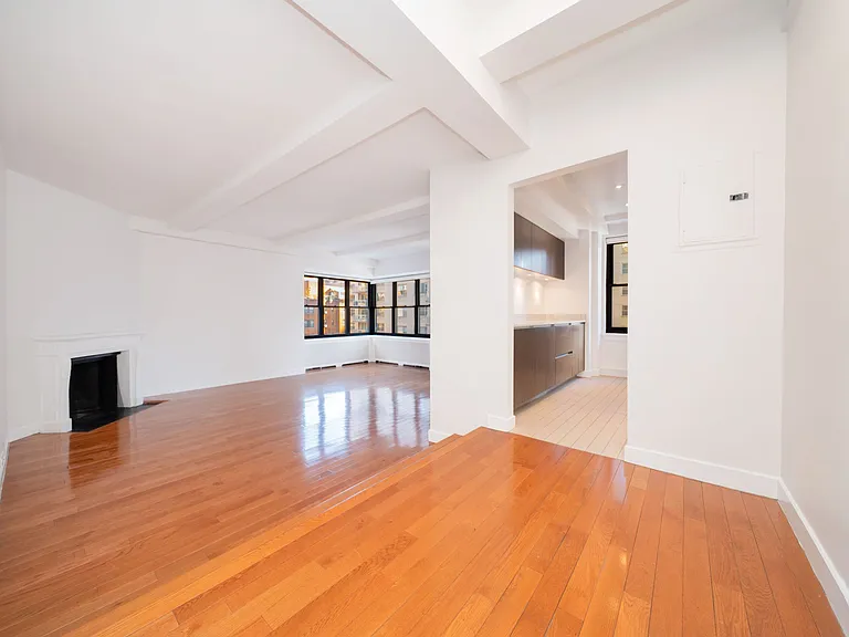 400 E 57th St #3M — Photo 3