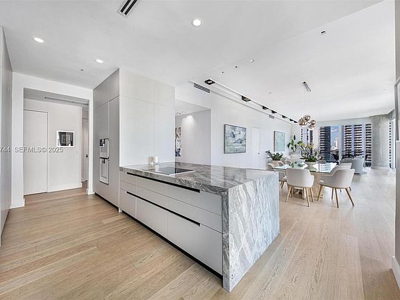 2nd image of 900 Brickell Key Blvd APT 1403