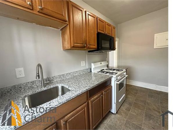 2826 Windsor Ave #C1