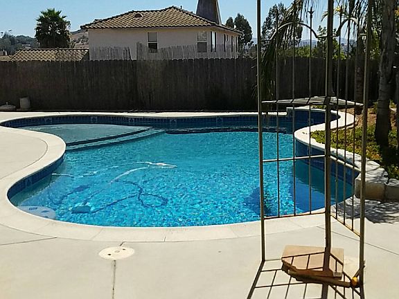 3rd image of 1142 Amelia Pl
