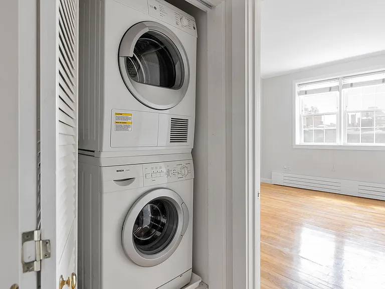 122 Beacon St #6 — Photo 11