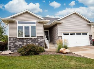 4908 Luke St, Cedar Falls, IA 50613