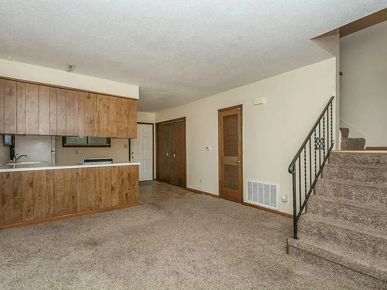 LivingRoom1