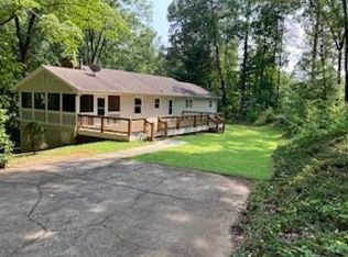 6590 Dogwood Ter, Gainesville, GA 30506