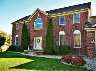 6254 Leighland Dr, Grand Blanc, MI 48439