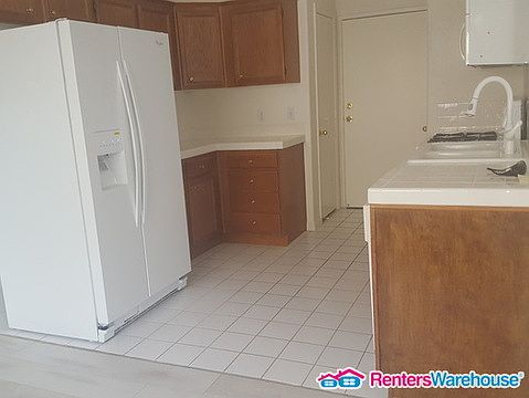 2nd image of 2050 Los Feliz St Unit 185