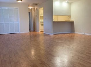 925 SE 24th Ave, Cape Coral, FL 33990