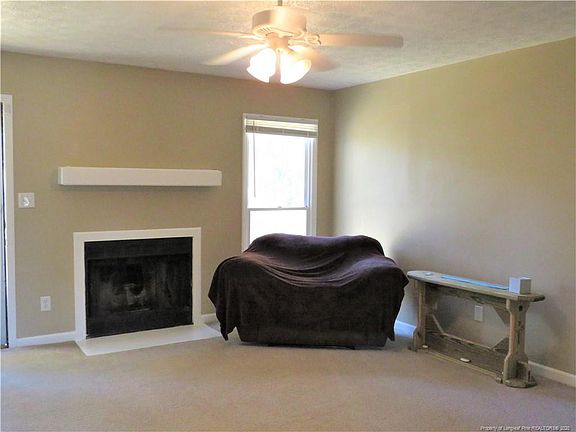 4th image of 3616 Hanover Dr