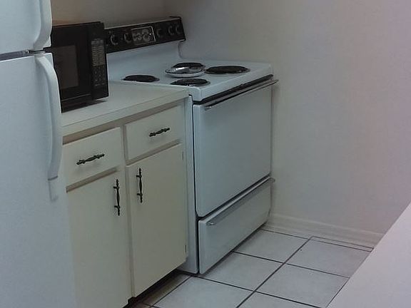 5th image of 503 1/2 W McLendon St