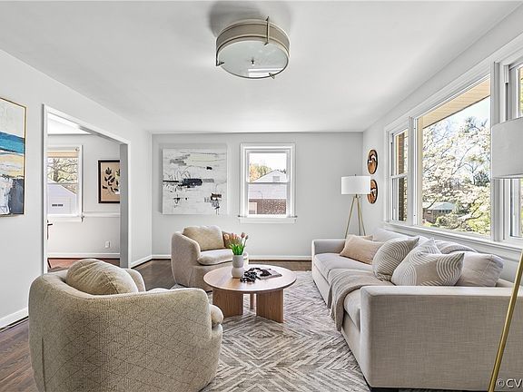 4th image of 2727 Wyndham Dr