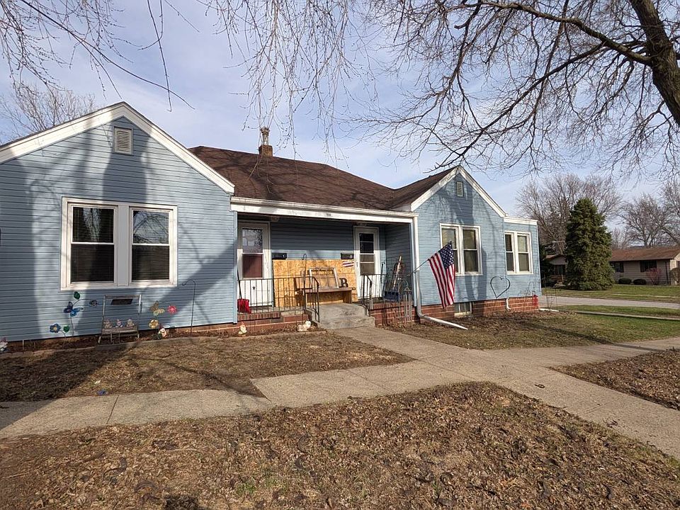 1st image of 532 Leroy St