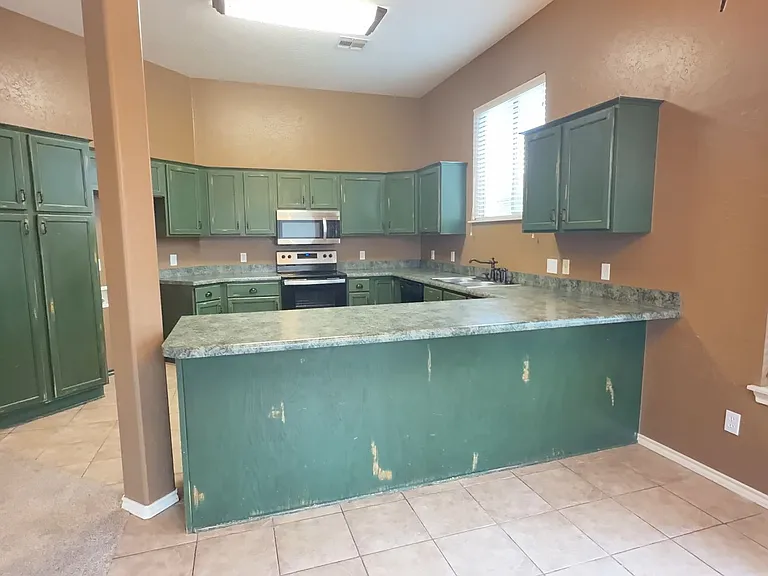10100 Shadowview Dr — Photo 26