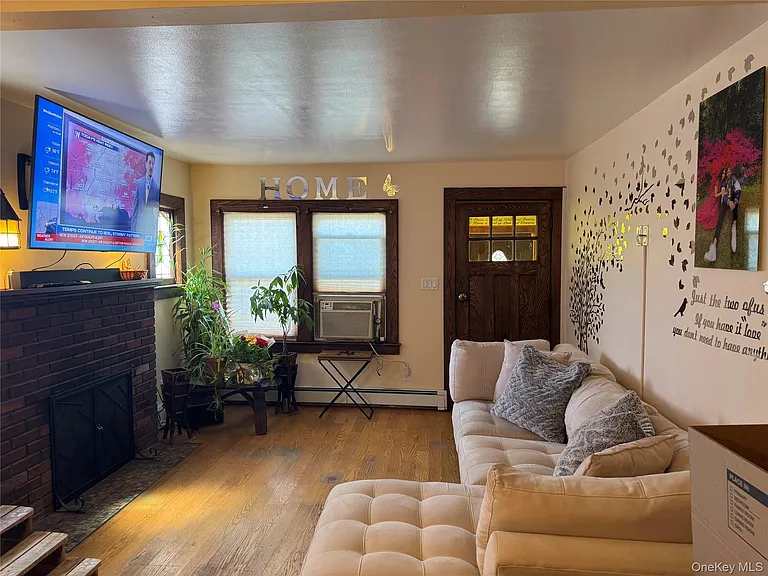 3369 Bay Front Dr — Photo 3