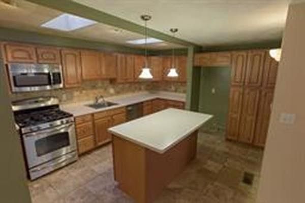 1st image of 74 Moreland St #1