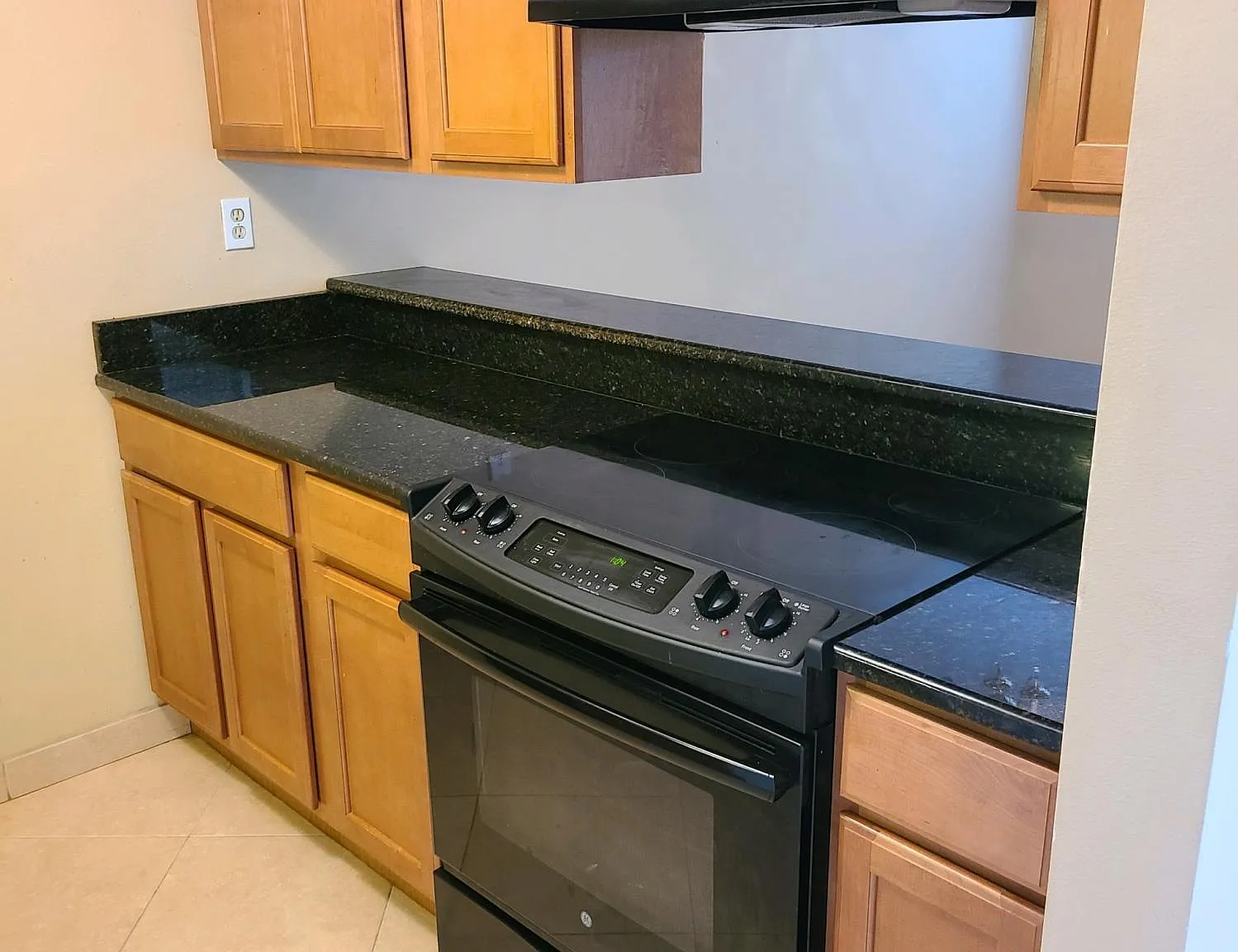 1 bed, 1.0 bath, 602 sqft, $1,250 — Photo 1