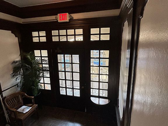 3rd image of 1600 Vallejo St #8
