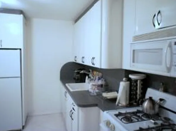 35 Seacoast Ter image 1 of 5