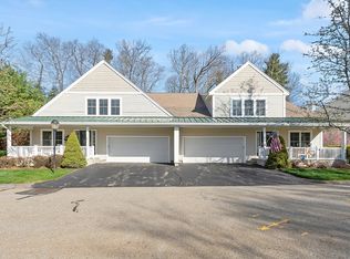 146 Fireside Ln #146, Holden, MA 01520