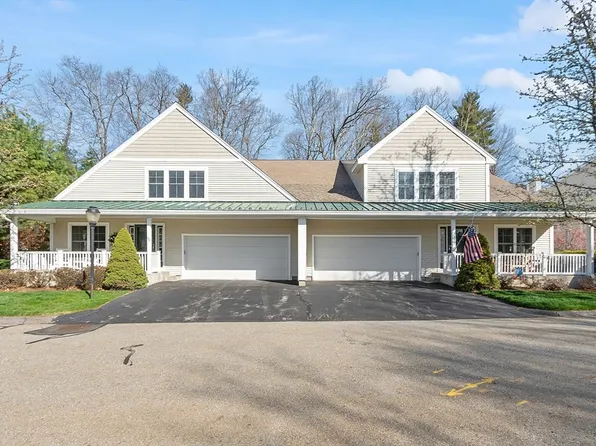 146 Fireside Ln #146, Holden, MA 01520