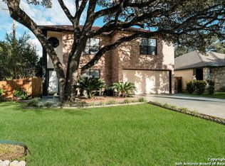 8242 Valley Trl, San Antonio, TX 78250