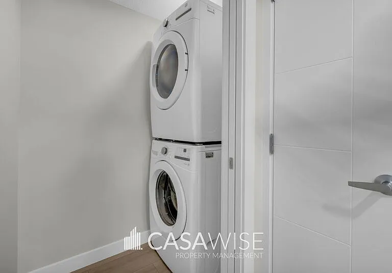 1067D Berg Pl #BASEMENT — Photo 10