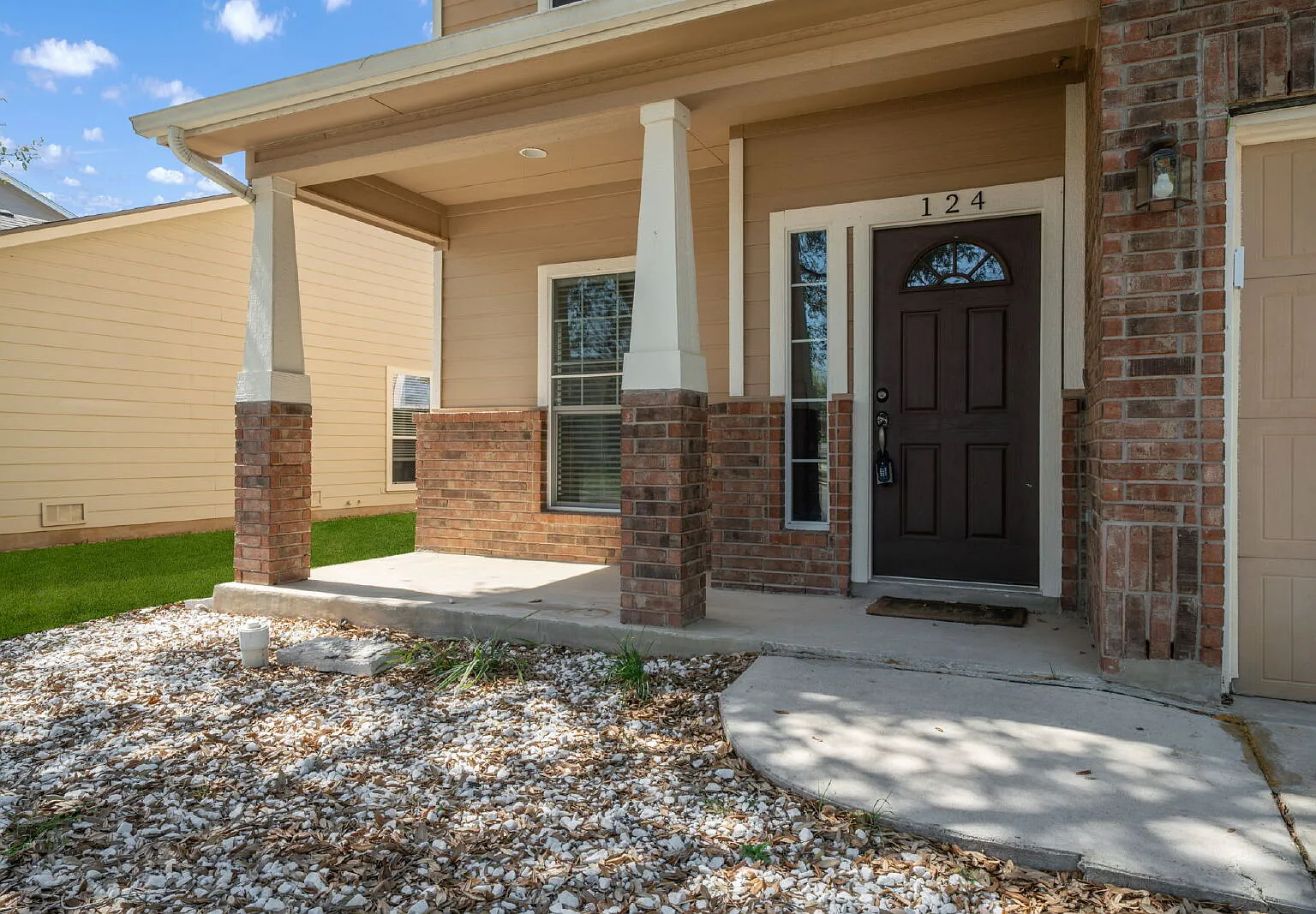3 bed, 2.5 bath, 1883 sqft, $1,750 — Photo 4