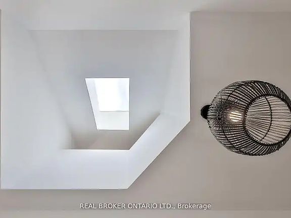 2nd image of 55 Dagmar Ave #2