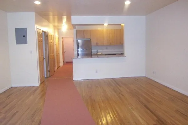 Rented by Corcoran | media 23