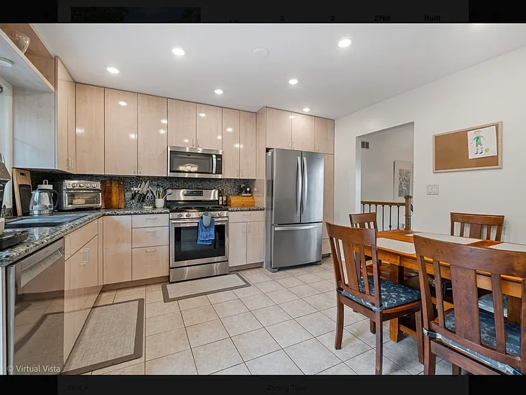 20698 N Eugene Ave — Photo 5