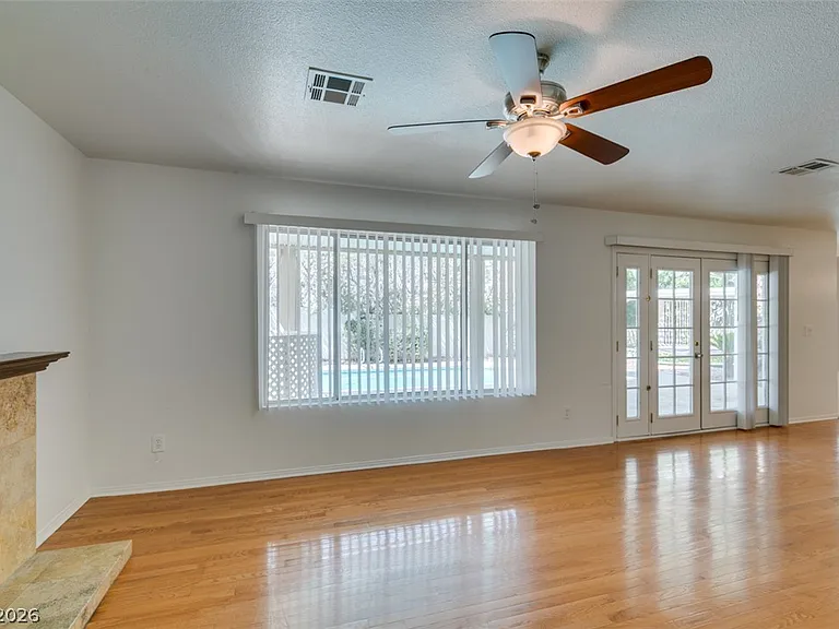 8224 Tivoli Cove Dr — Photo 18