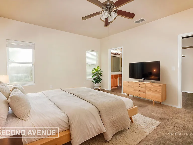 2613 Las Brisas St — Photo 13